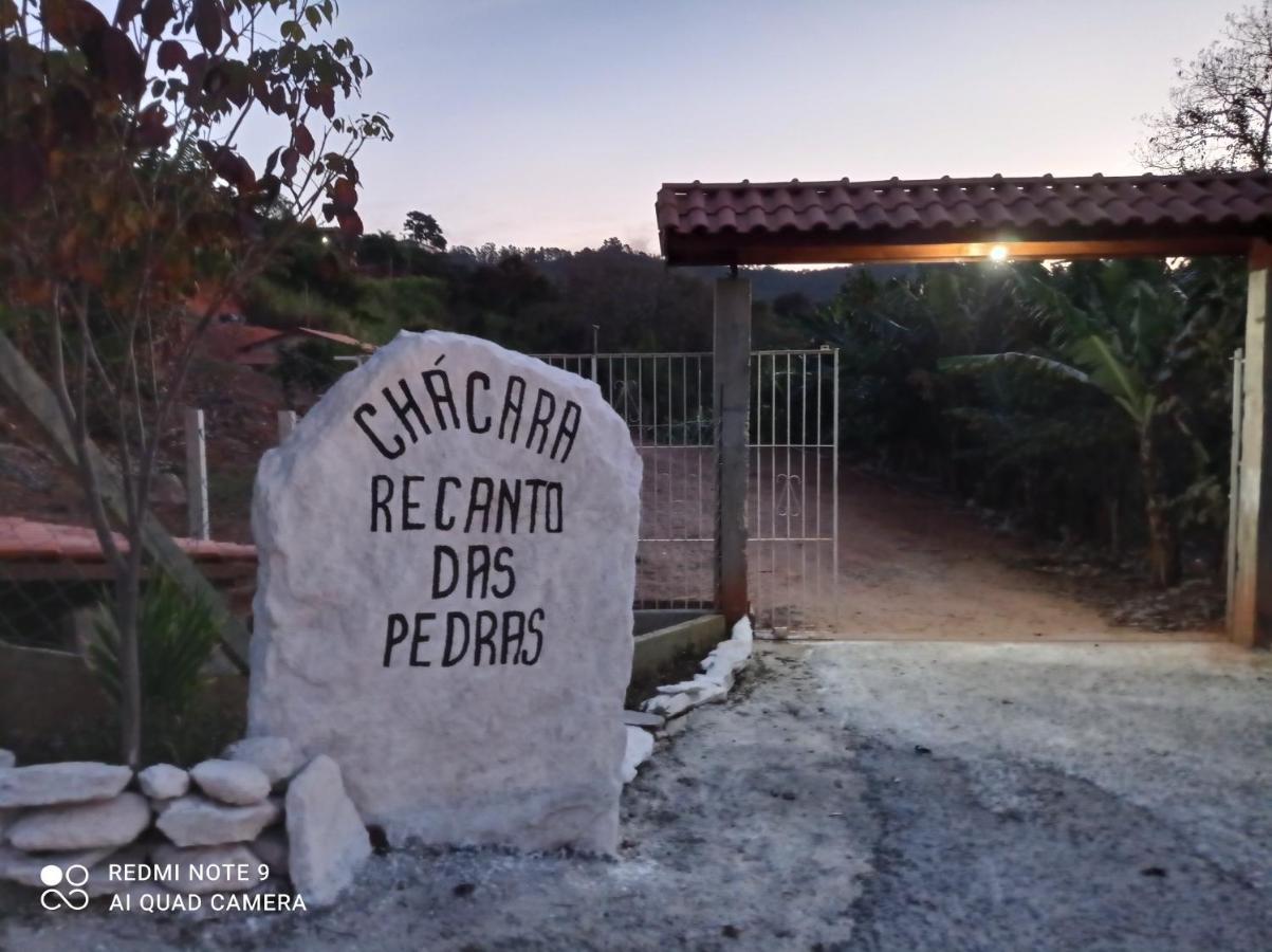 Chacara Recanto Das Pedras Para 8 Pessoas Serra Negra  Eksteriør bilde